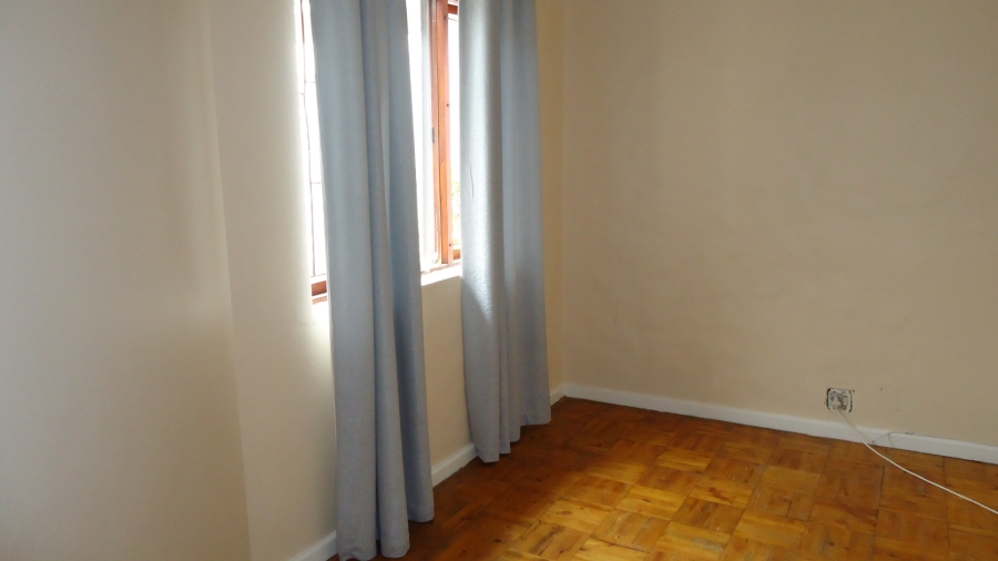 To Let 3 Bedroom Property for Rent in Kenwyn Western Cape